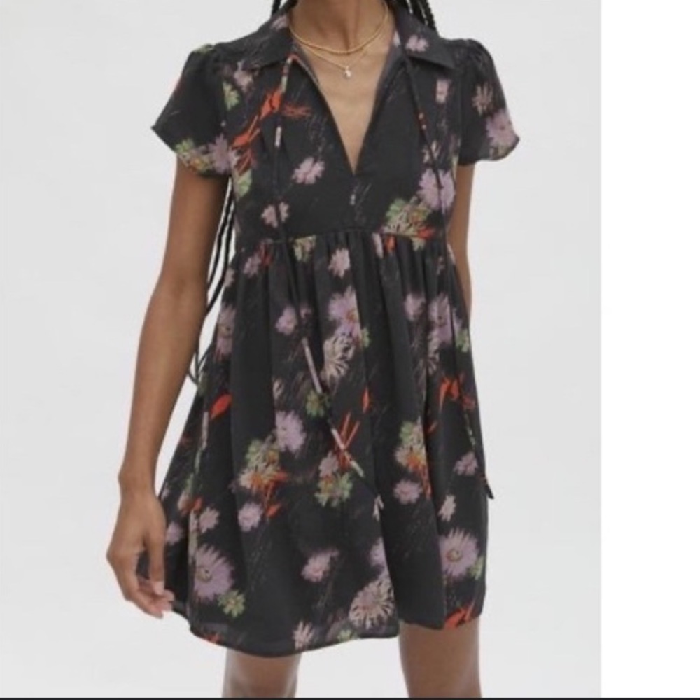 Urban Outfitters Babydoll Midi Dress Size Small Petite Black Floral Collared